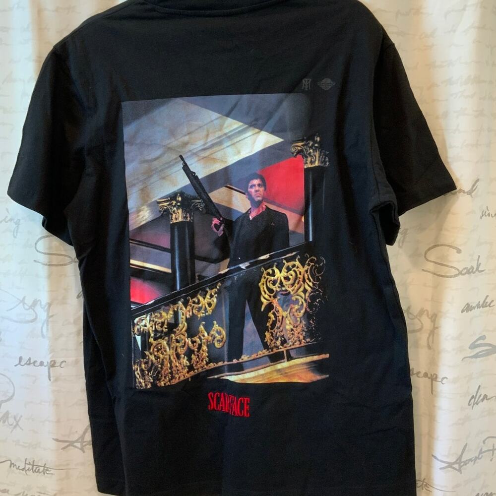 Men's Iconic Scarface Tony Montana Graphic Black T-Shirt Medium